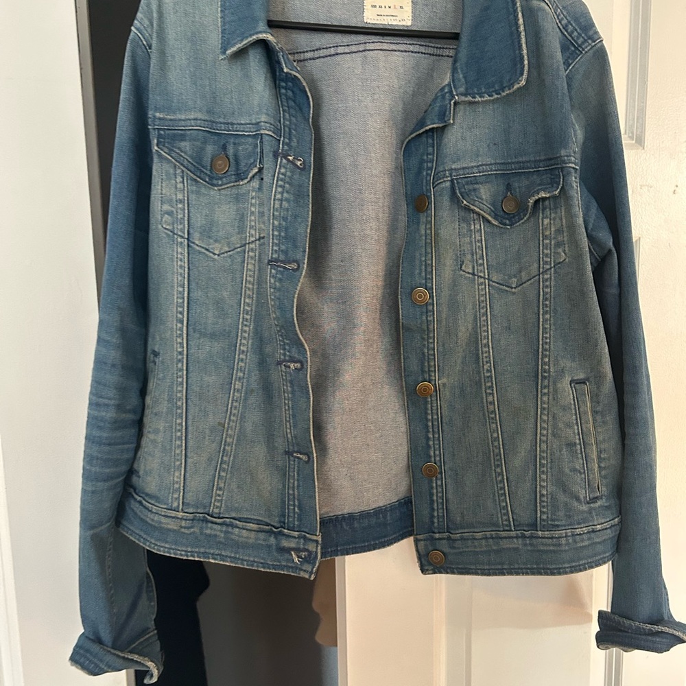 Vineyard Vines Blue Jean Jacket Classic Style